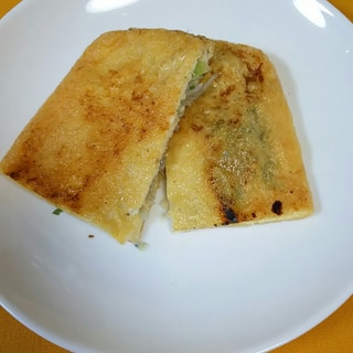 おつまみにいかが？うすあげのジャコチーズ焼き！